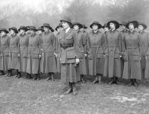 Militäruniformen für Damen_WAC